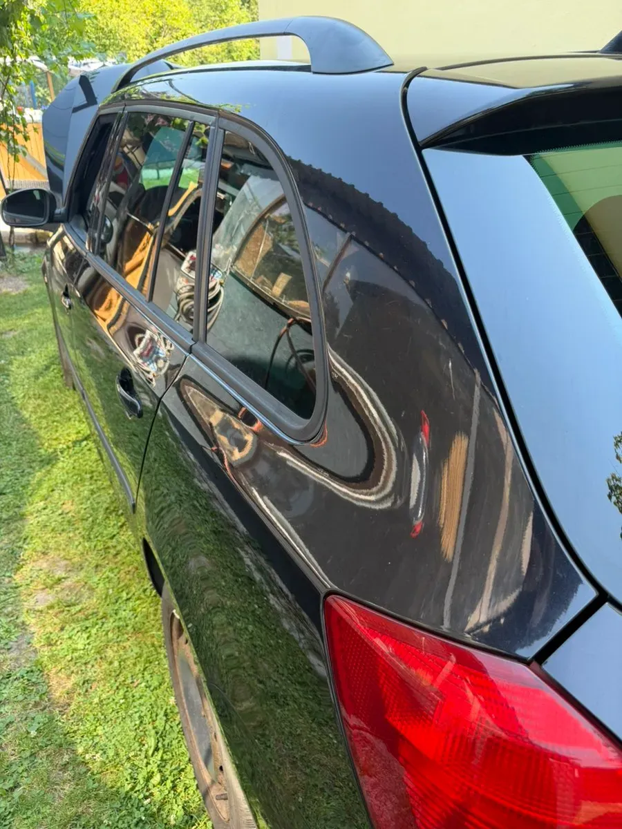 Skoda Fabia 2008 photo 2