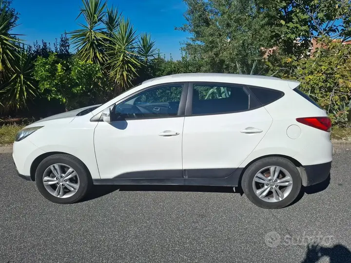 Hyundai Ix35 2011 photo 2