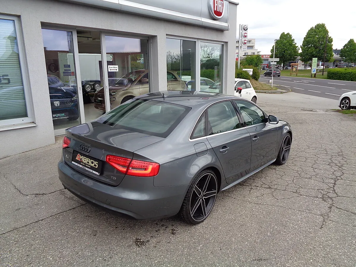 Audi A4 2013 photo 3