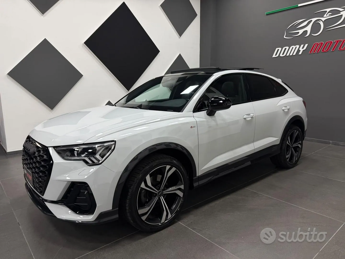 Audi Q3 2023 photo 3