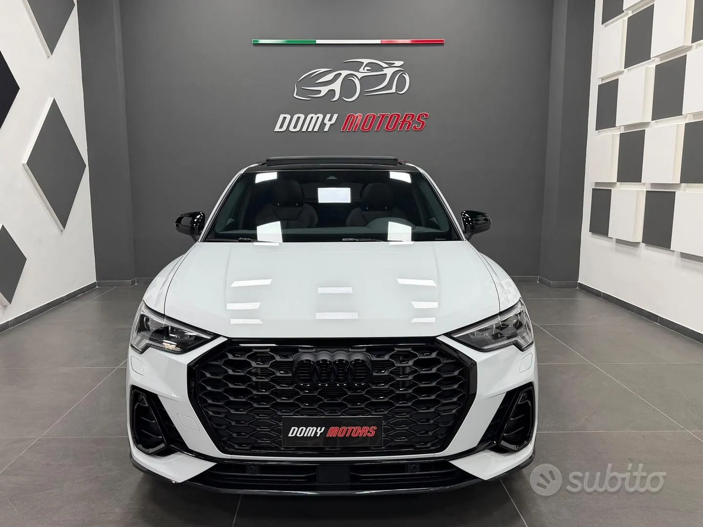 Audi Q3 2023 photo 2