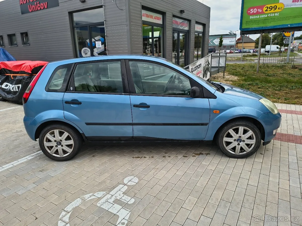 Ford Fiesta 2002 photo 5