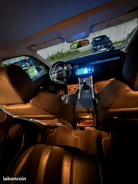 Land Rover Range Rover Evoque 2015 photo 3