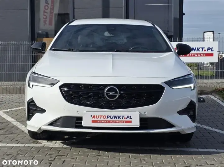 Opel Insignia 2022 photo 2