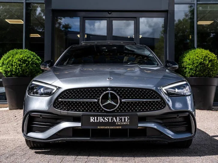 Mercedes-Benz C-Class 2022 photo 3