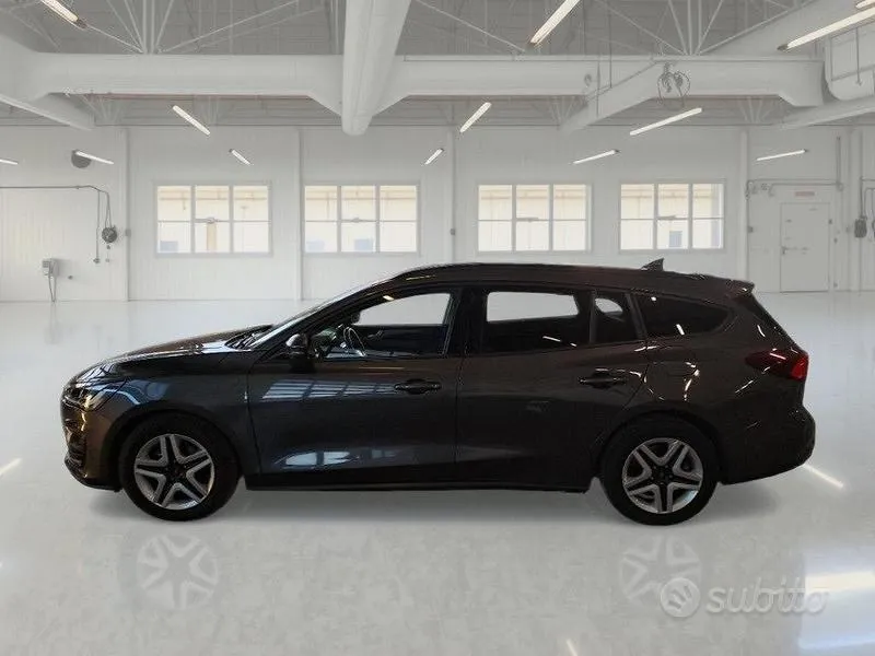 Ford Focus 2023 photo 5