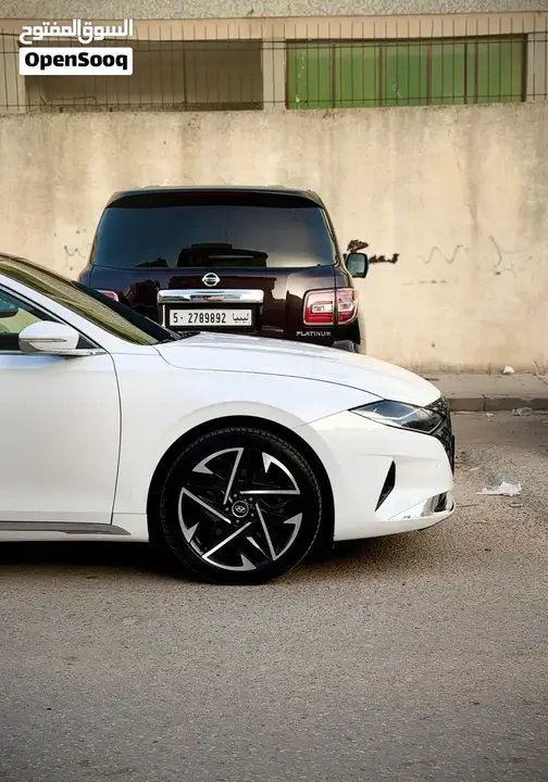 Hyundai Azera 2022 photo 2
