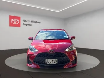 Toyota Yaris 2024 photo 3