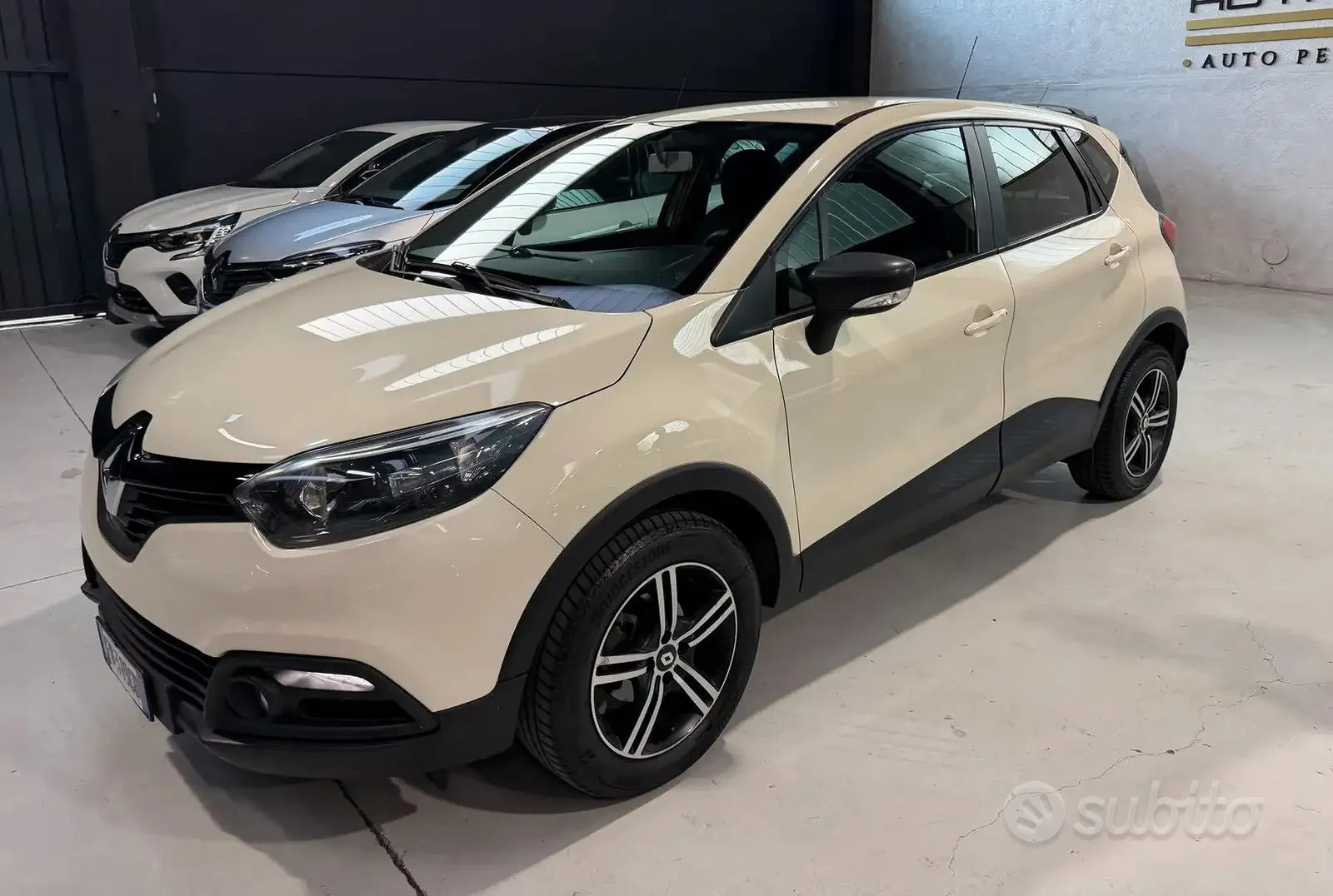 Renault Captur 2015 photo 3