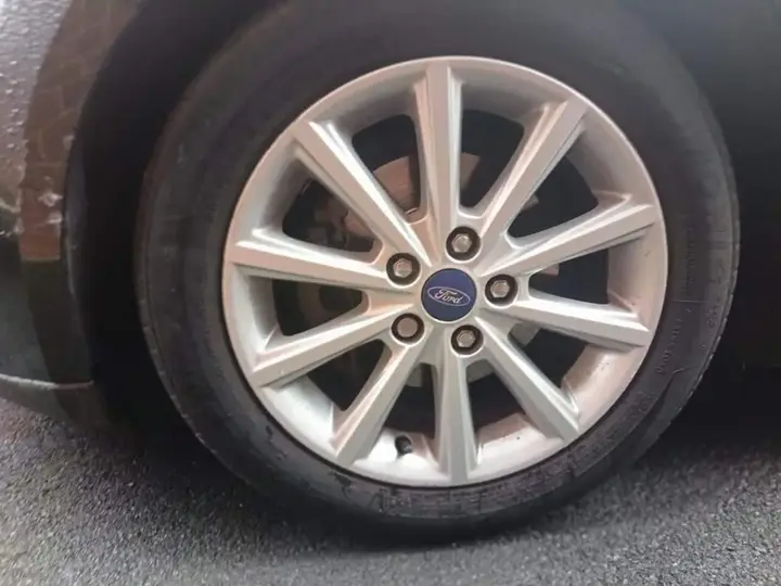 Ford Focus 2015 photo 5