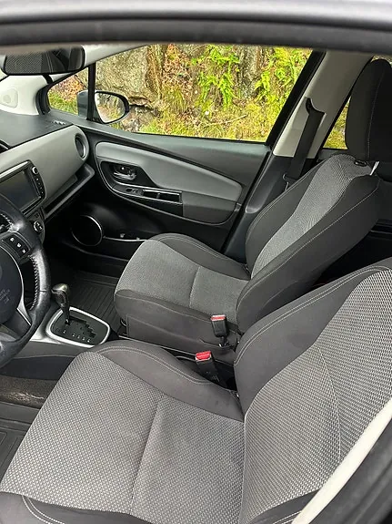 Toyota Yaris 2016 photo 3