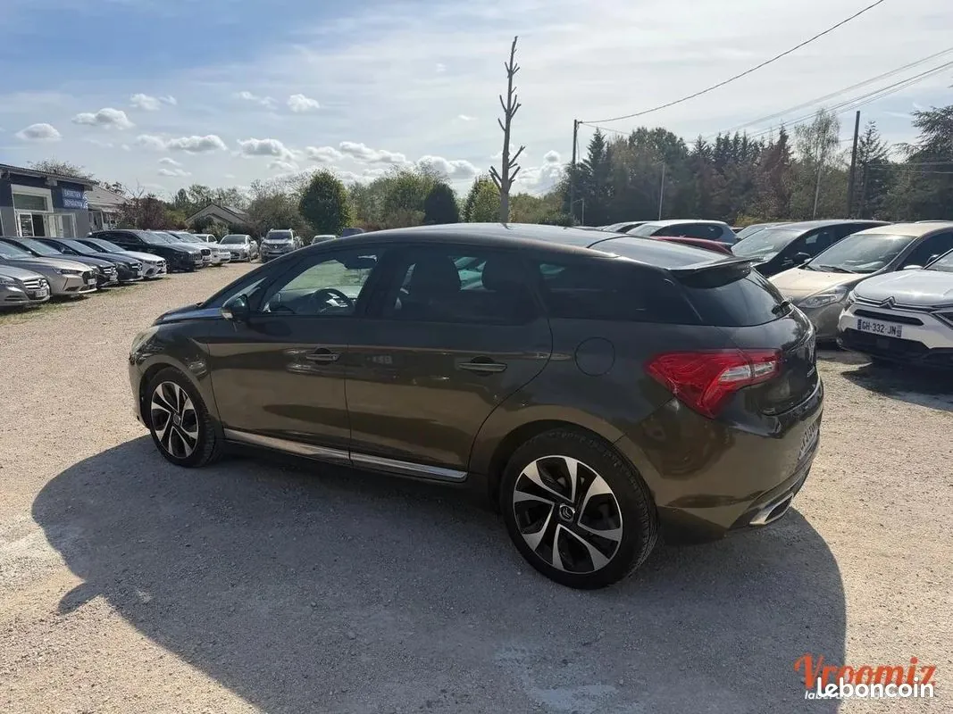 DS Automobiles Ds5 2013 photo 5