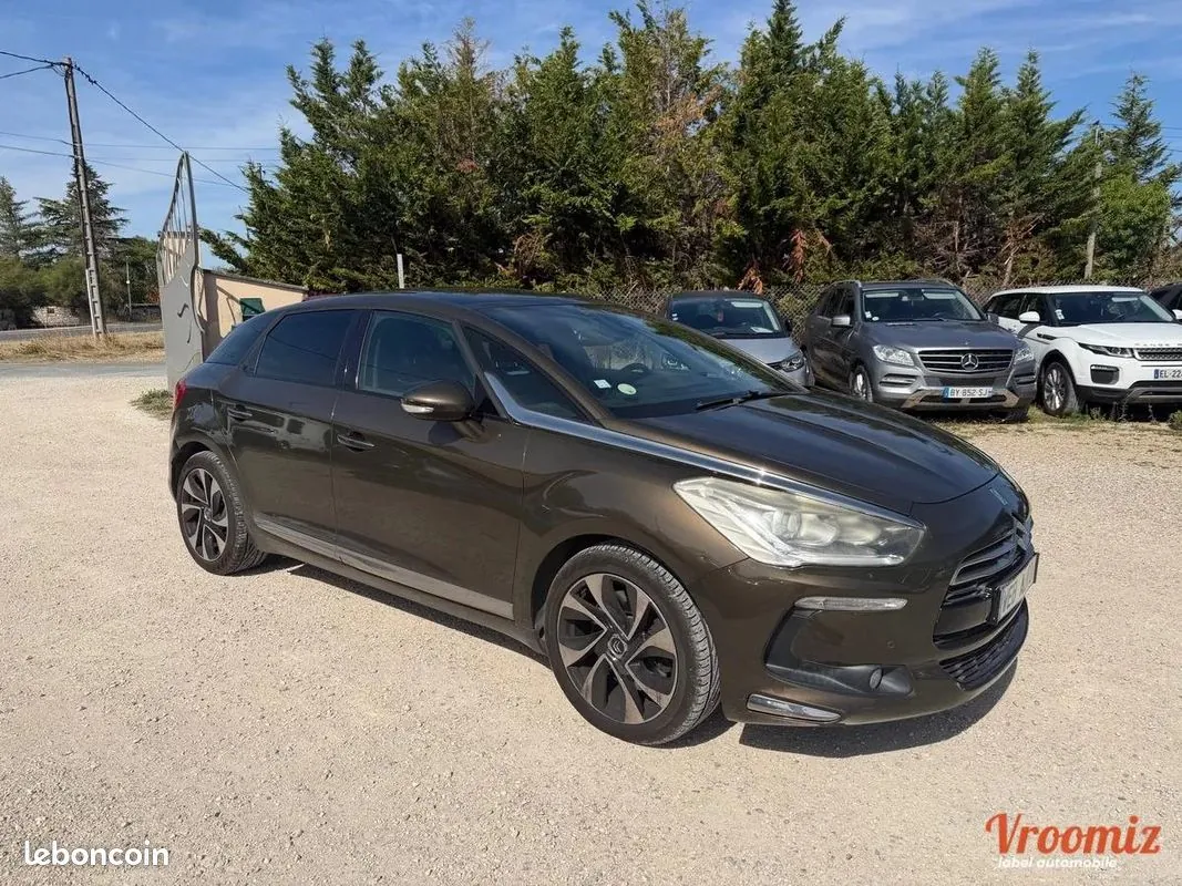 DS Automobiles Ds5 2013 photo 2
