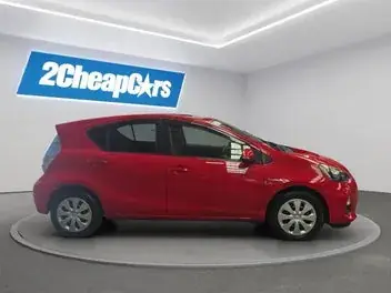 Toyota Aqua 2014 photo 5