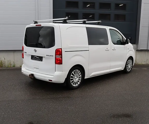 Toyota Proace 2018 photo 2