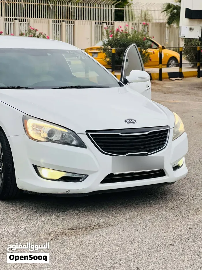 Kia Cadenza