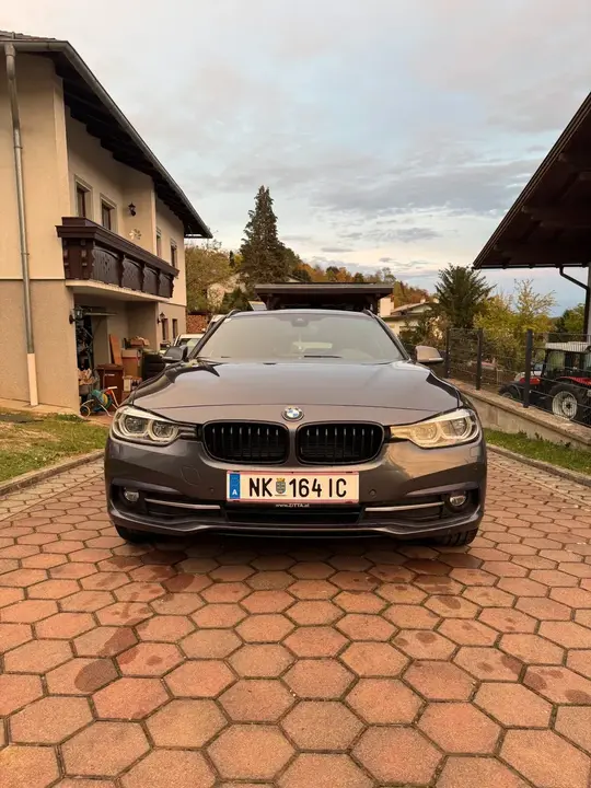 BMW 3 Series 2017 photo 2