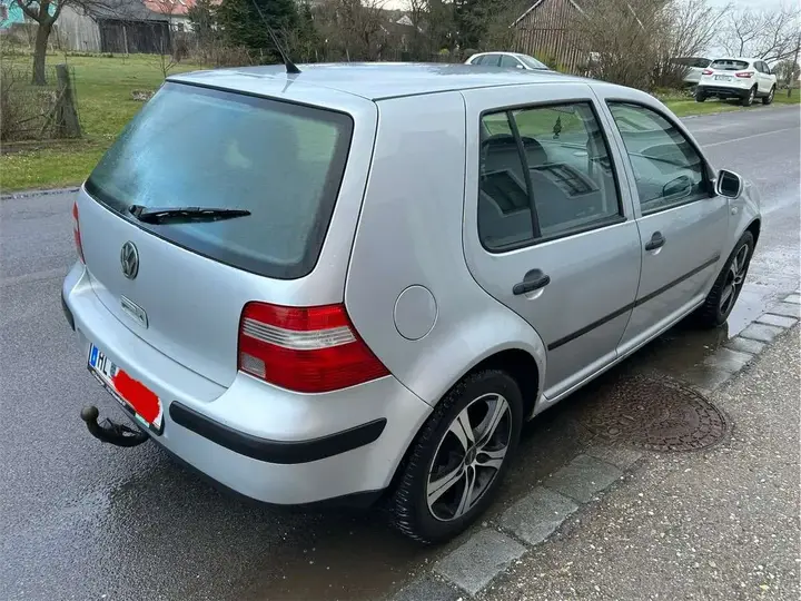 Volkswagen Golf 2003 photo 3