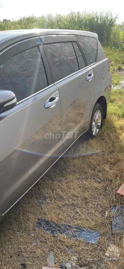 Toyota Innova 2016 photo 2