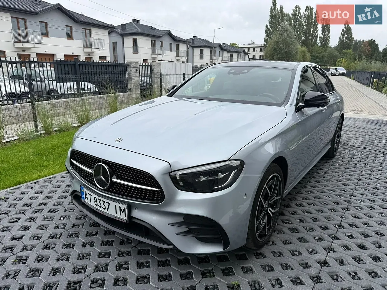 Mercedes-Benz E-Class 2022 photo 5