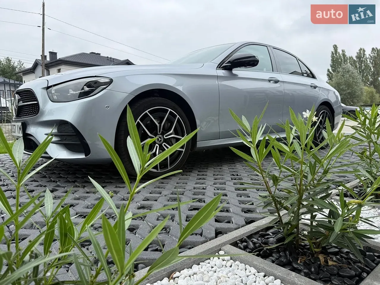 Mercedes-Benz E-Class 2022 photo 4