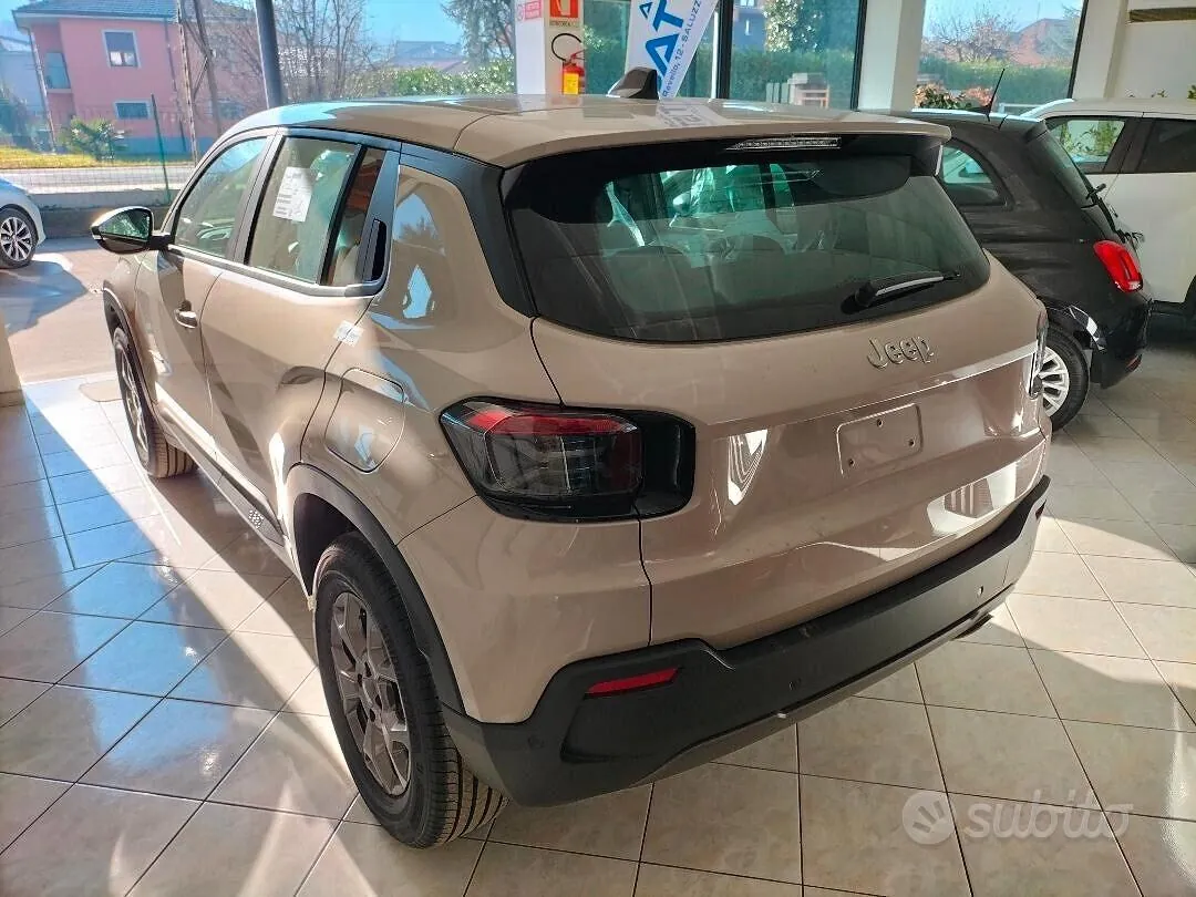 Jeep Avenger 2026 photo 2