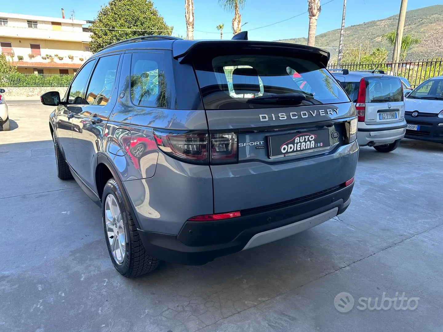 Land Rover Discovery Sport 2023 photo 5