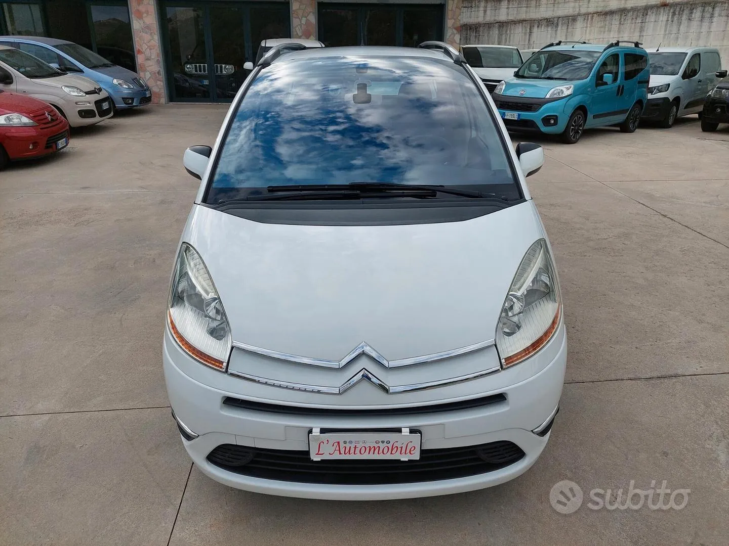 Citroen C4 Grand Picasso 2010 photo 2