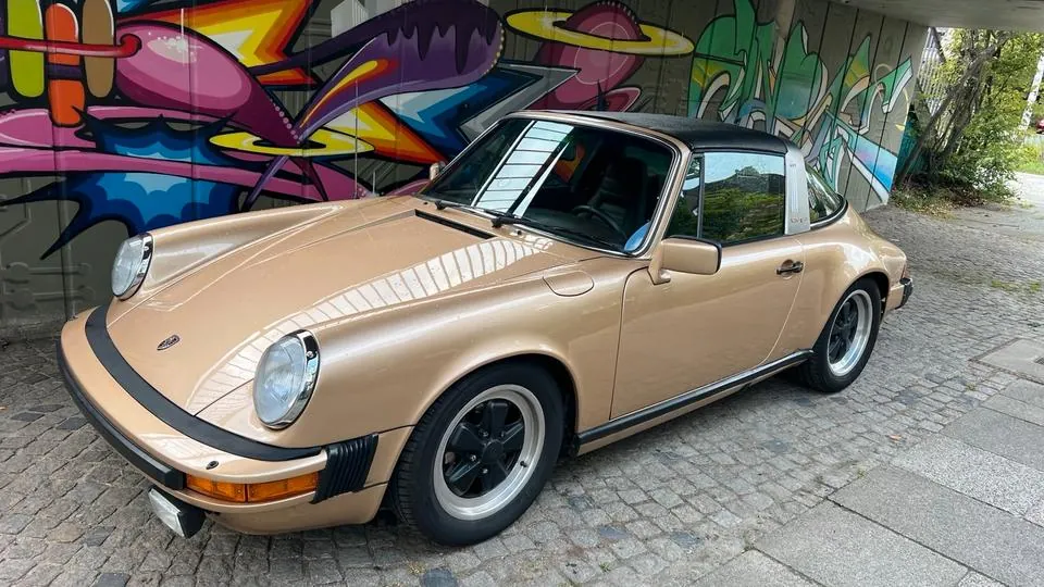 Porsche 911 Targa