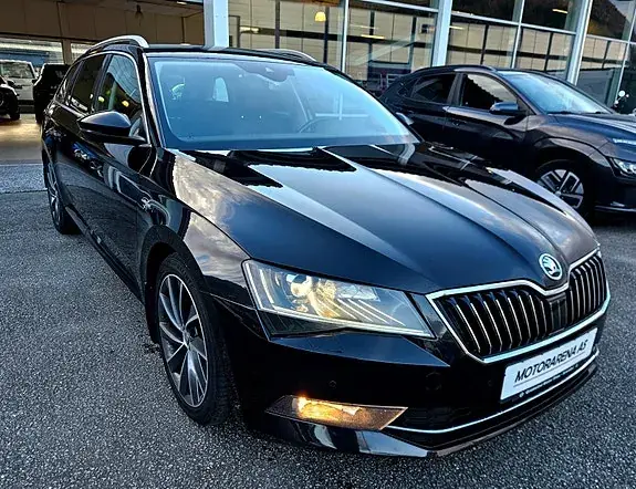 Skoda Superb 2017 photo 5