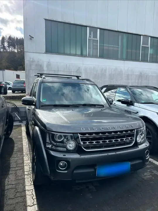 Land Rover Discovery 4