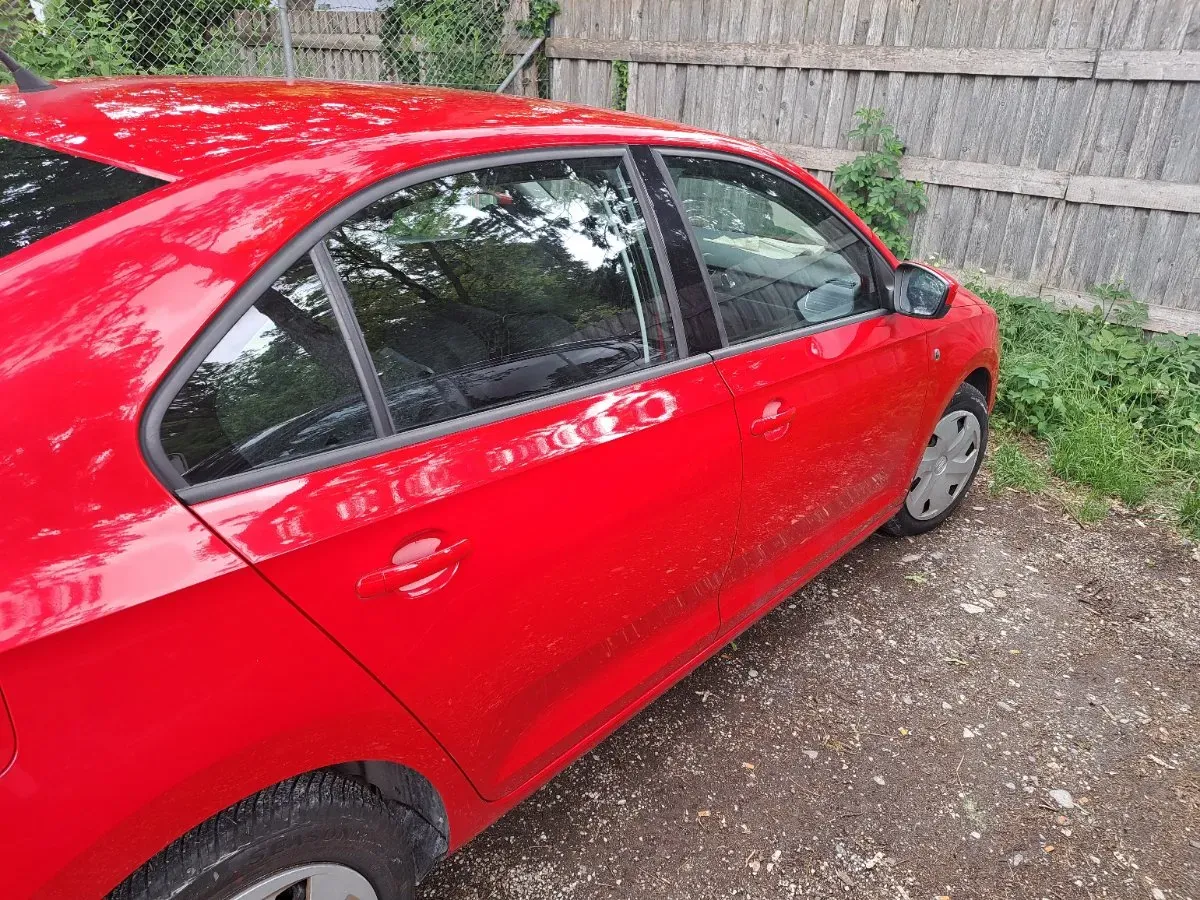 Seat Toledo 2013 photo 3