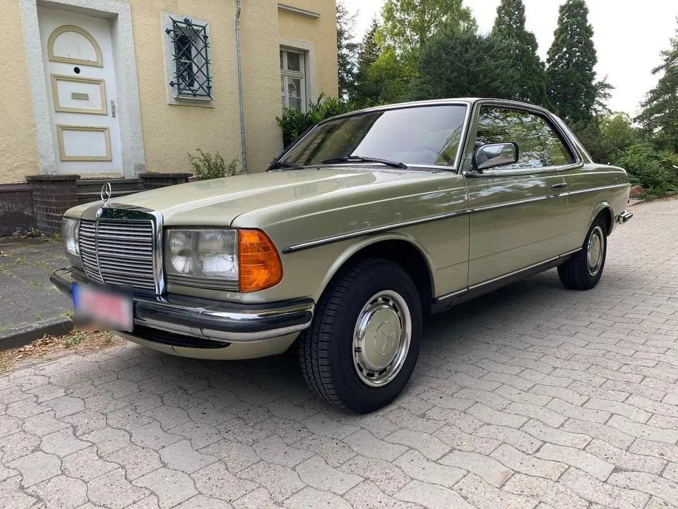 Mercedes-Benz 230 Ce