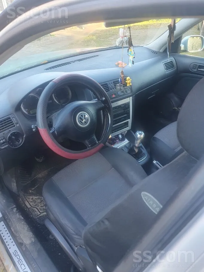 Volkswagen Bora 2002 photo 4