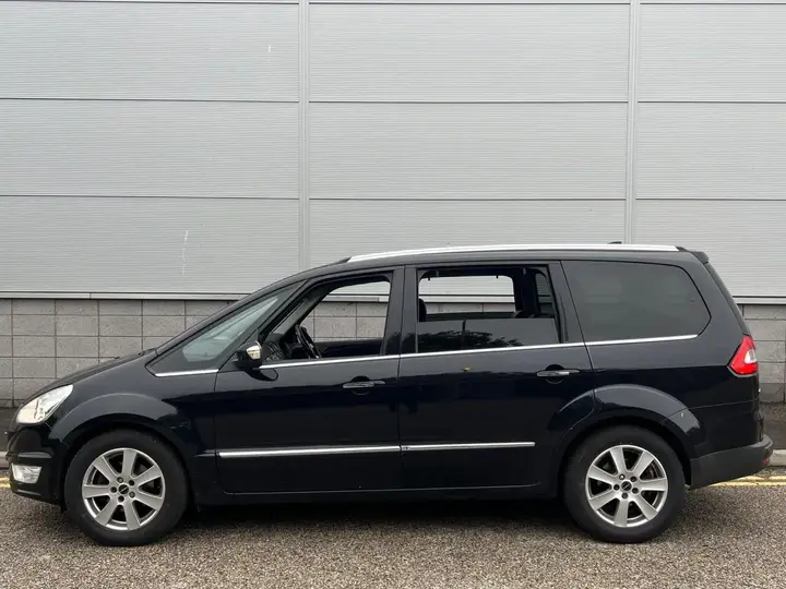 Ford Galaxy 2014 photo 4