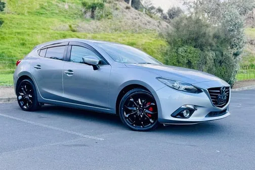Mazda Axela