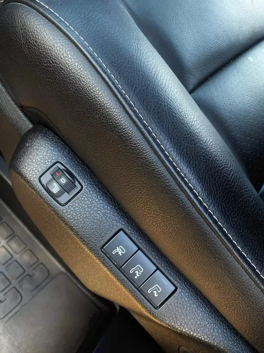 Peugeot E-Traveller 2024 photo 3
