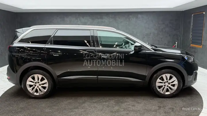 Peugeot 5008 2019 photo 4