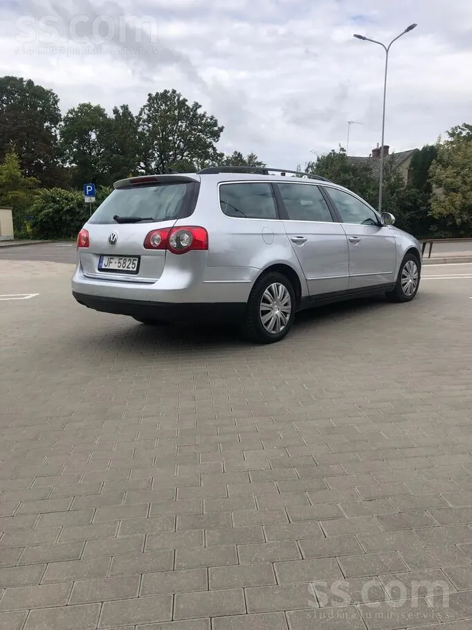 Volkswagen Passat 2009 photo 4