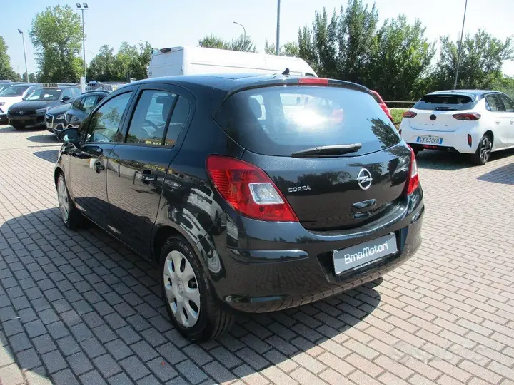 Opel Corsa 2014 photo 4