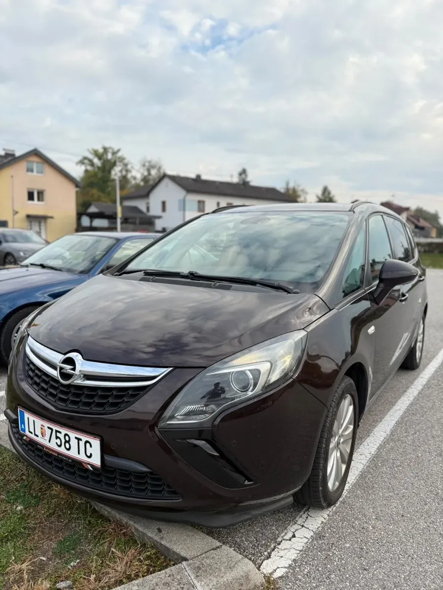 Opel Zafira Tourer