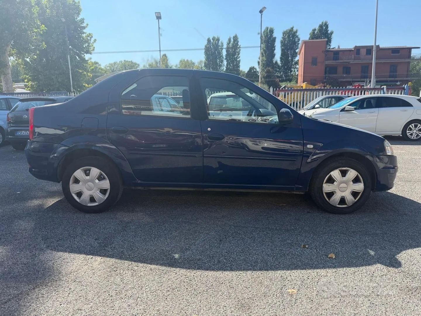 Dacia Logan 2009 photo 4