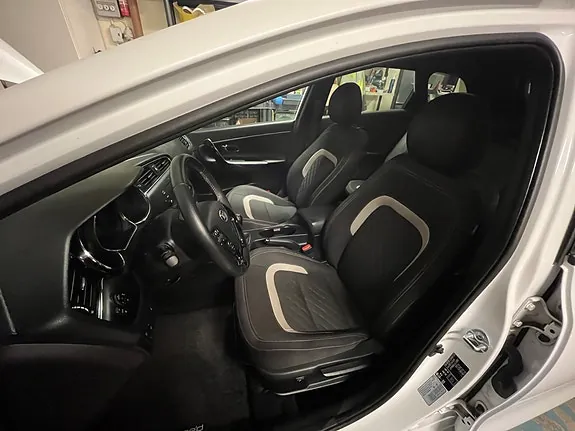 Kia Ceed 2018 photo 4