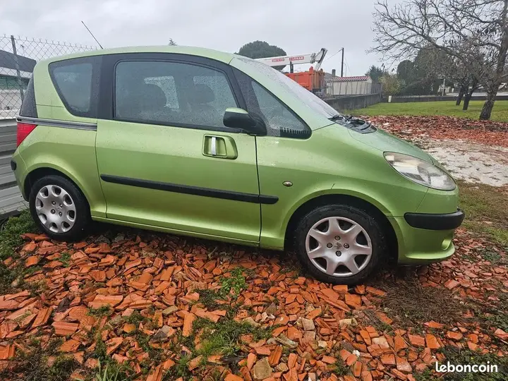 Peugeot 1007