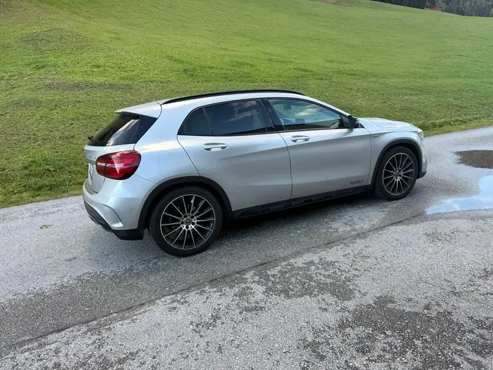Mercedes-Benz Gla 2017 photo 3