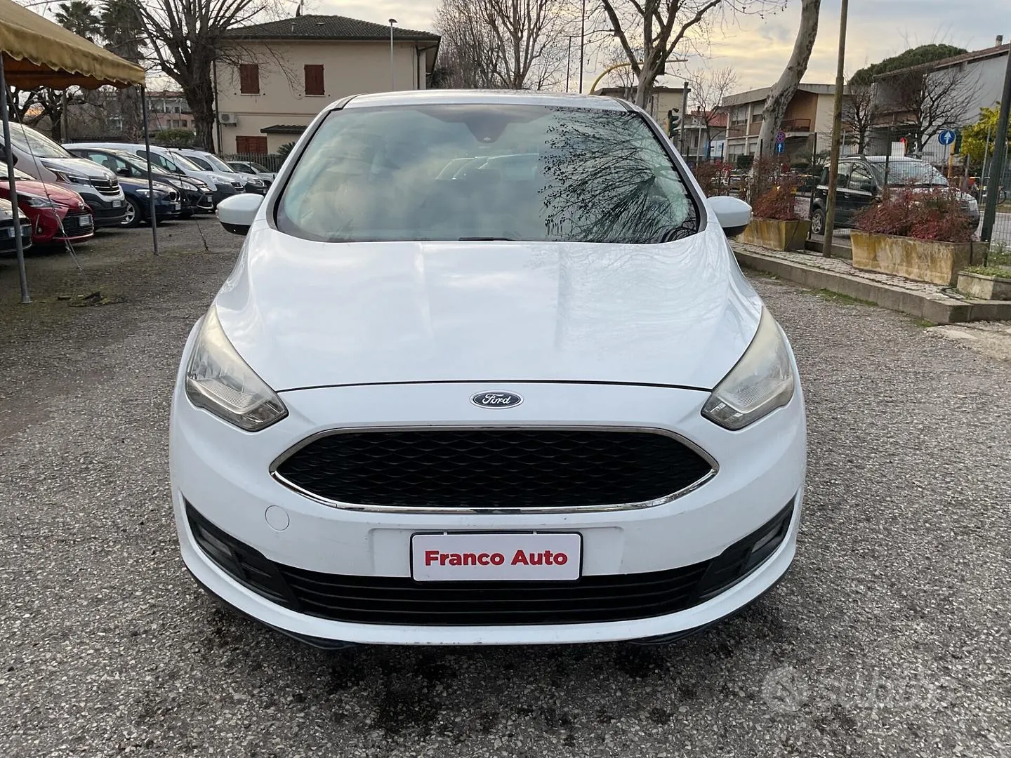 Ford C-Max 2016 photo 2