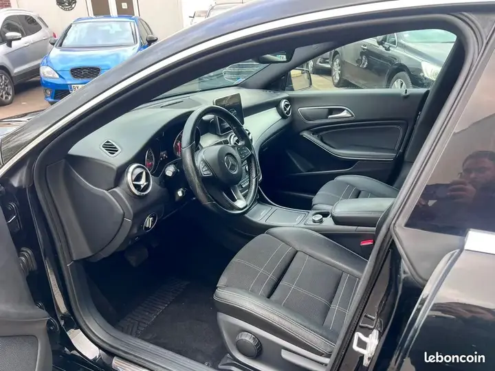 Mercedes-Benz Cla 180 2015 photo 5