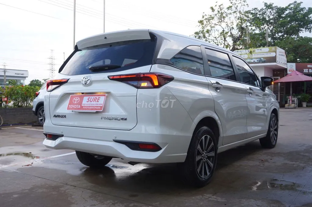 Toyota Avanza 2025 photo 5