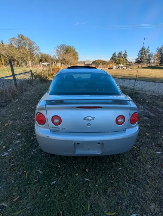 Chevrolet Cobalt 2005 photo 3