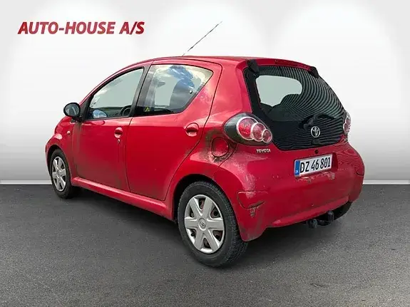 Toyota Aygo 2011 photo 3